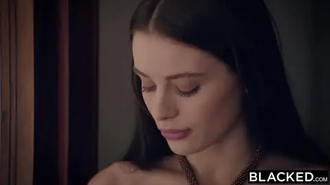 كبير جداً لكني سأجعله يدخل — 2