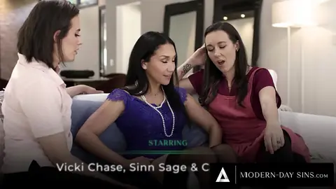 Sinn Sage, Vicki Chase: хардкор, оргазм, кадр 1 из 8