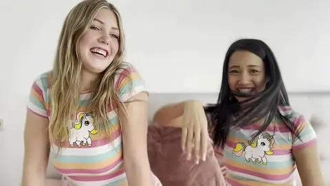 Claudia Garcia, Lia Ponce: тройничок, кадр 1 из 8