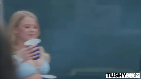 Dwóch facetów i jedna boska laska — 1
