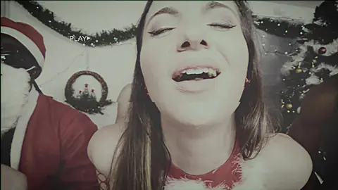 Christmas orgy, siya ang main course — 2