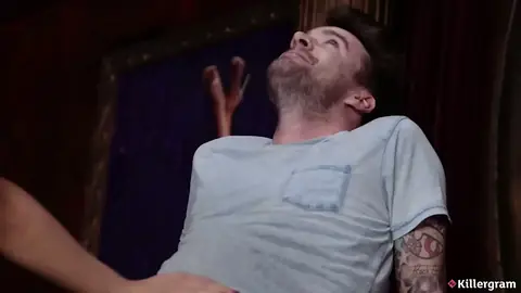 Luke Hotrod, Sienna Day: большой член, пышная грудь, кадр 2 из 8